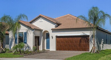 16860 Scuba Crest St, Wimauma, FL 33598 - photo 5