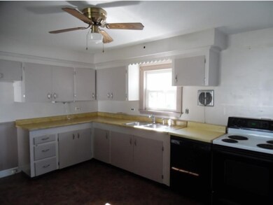 10 Darling St, Bedford, NH 03110 - photo 7