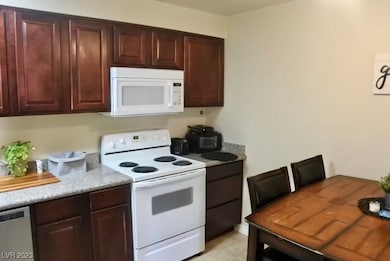 5009 Indian River Dr unit 154, Las Vegas, NV 89103 - photo 5