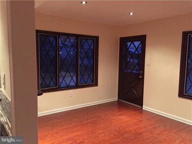 308 Appletree Dr, Levittown, PA 19055 - photo 5