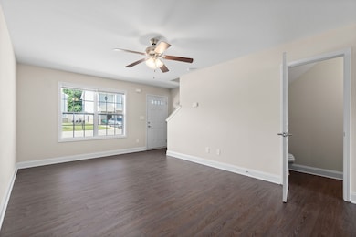 1552 Tylertown Rd unit 302, Clarksville, TN 37040 - photo 6