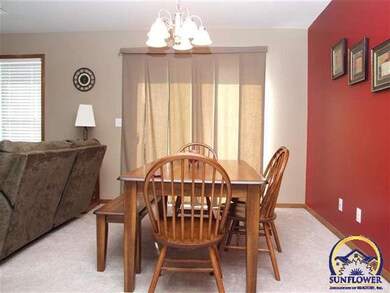 4713 SW Misty Harbor Dr, Topeka, KS 66610 - photo 4