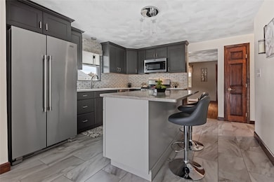 18 Lyman Ave, Johnston, RI 02919 - photo 4