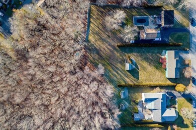 22 Swanson Dr, South Dartmouth, MA 02748 - photo 7