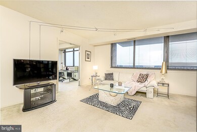 5501 Seminary Rd unit 2209S, Baileys Crossroads, VA 22041 - photo 2