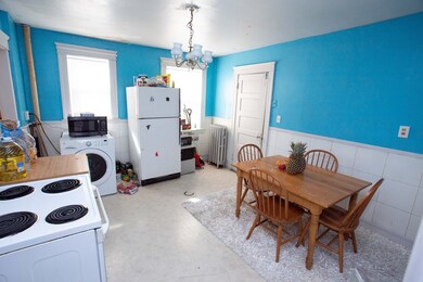 10 Salford St, Worcester, MA 01604 - photo 4