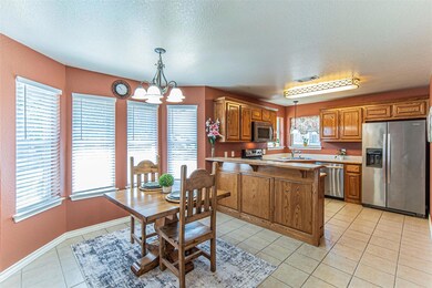 306 Carlisle Dr, Weatherford, TX 76085 - photo 5