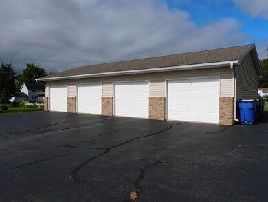 306 N Sales St unit 3, Merrill, WI 54452 - photo 2