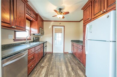 2902 Mahaska Ave, Des Moines, IA 50317 - photo 7