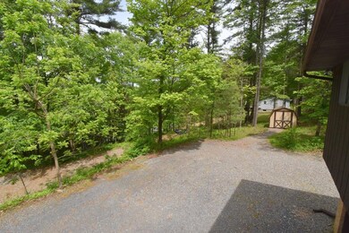 1570 Astolat Rd, Effort, PA 18330 - photo 3