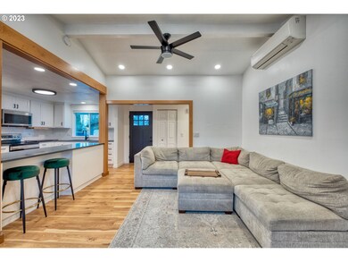 2855 Cheryl St, Eugene, OR 97408 - photo 5