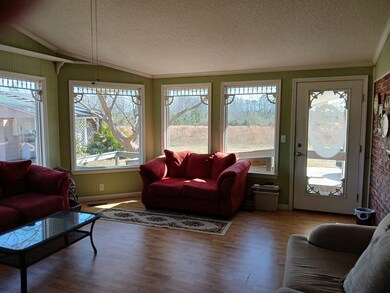 428 Old Alma Waycross Hwy, Nicholls, GA 31554 - photo 3