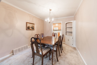 1531 Mayflower Dr, Dekalb, IL 60115 - photo 5