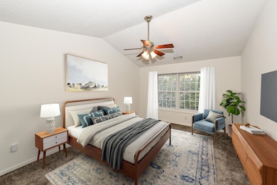 10258 W Deerwood Ln unit 32, Franklin, WI 53132 - photo 4