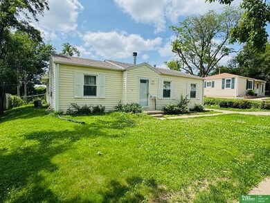 830 N 78th St, Omaha, NE 68114 - photo 2