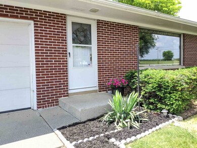 14932 Bluffton Rd, Fort Wayne, IN 46819 - photo 7