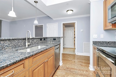 5th & Poplar Condominiums unit 315, Charlotte, NC 28202 - photo 6