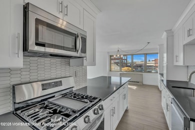 Riverview Towers unit 1G, Red Bank, NJ 07701 - photo 5