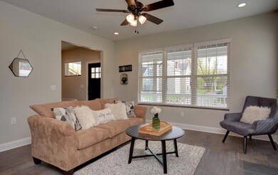 Living Room (2)