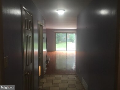 989 Putnam Blvd unit 80, Wallingford, PA 19086 - photo 5