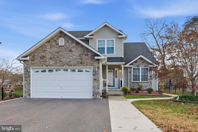 216 Daffodil Rd, Glen Burnie, MD 21060 - photo 2