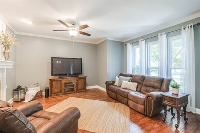 1906 San Joaquin Pkwy, Friendswood, TX 77546 - photo 4