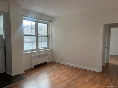 Courtyard Manor unit 1P, New Rochelle, NY 10805 - photo 3