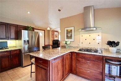 400 Sweetbriar St, Pittsburgh, PA 15211 - photo 3