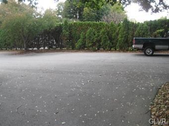 20 N 9th St unit 2, Emmaus, PA 18049 - photo 2