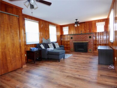 1710 W Elm St, Allentown, PA 18104 - photo 7