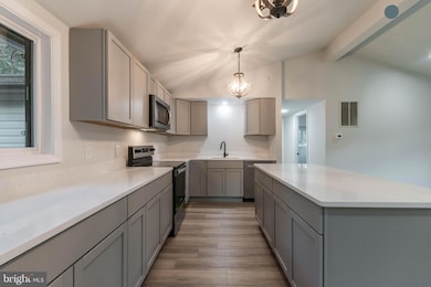 388 Fragrance Ln, Hedgesville, WV 25427 - photo 2