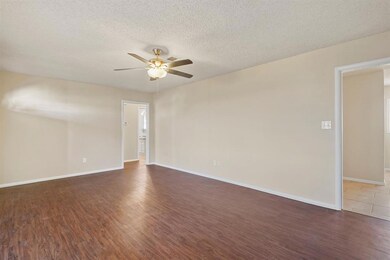712 Sandell Dr, Fort Worth, TX 76108 - photo 3