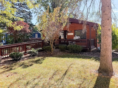 2106 Camelot Rd, Ann Arbor, MI 48104 - photo 2