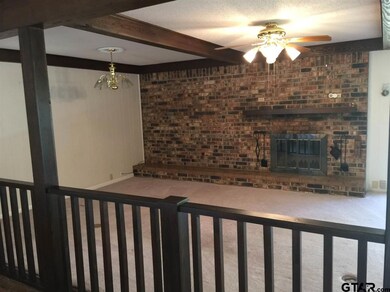 832 832 Loftin, Tyler, TX 75701 - photo 4