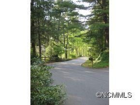 Street Scene to golf course
