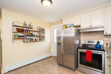 Kitchen (door to backyard)