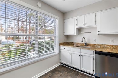 11689 Timberly Waye, Henrico, VA 23238 - photo 6