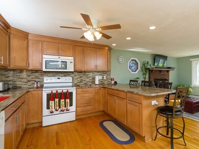 6 Hall Rd, Webster, MA 01570 - photo 5