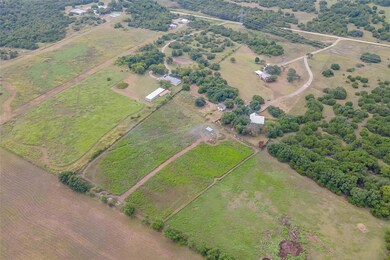 609 Wells Ln, Weatherford, TX 76085 - photo 5