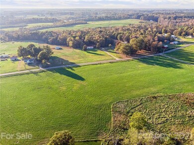 321 Elmwood Rd, Statesville, NC 28625 - photo 3