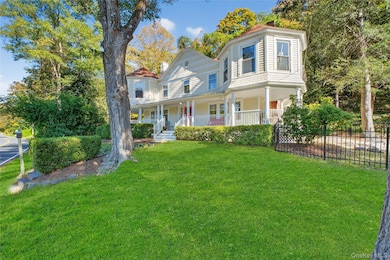 30 Old Post Rd N, Red Hook, NY 12571 - photo 4