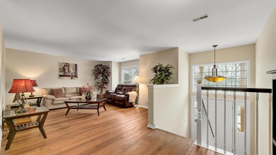 1567 Orchard Cir unit 2502, Naperville, IL 60565 - photo 7