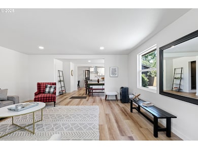 1938 7th St, Springfield, OR 97477 - photo 3