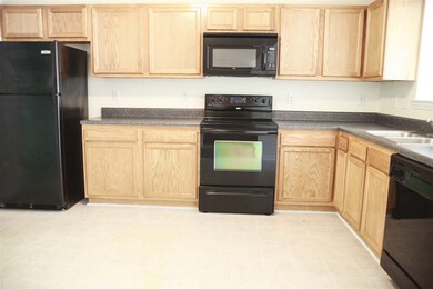 605 Doris Place Dr, Jacksonville, NC 28540 - photo 7