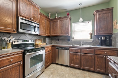 12722 Darby Dr, Walker, LA 70785 - photo 5