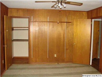 Den or 4th bedroom just off the kitchen