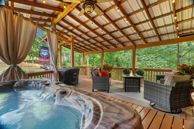 2516 Edgewater Ln, Dandridge, TN 37725 - photo 3