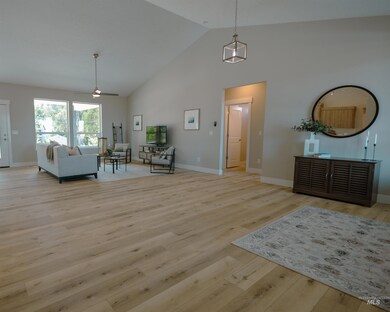 346 W Georgia Ave, Nampa, ID 83686 - photo 2