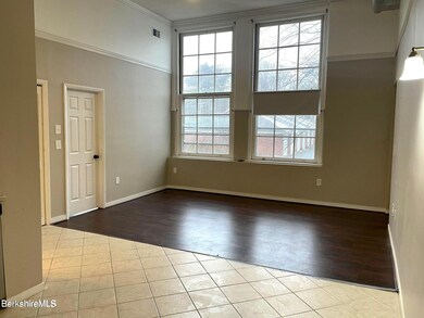 Living Area Before Tenant Occupied