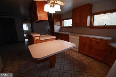 157 Eden Rd, Quarryville, PA 17566 - photo 5